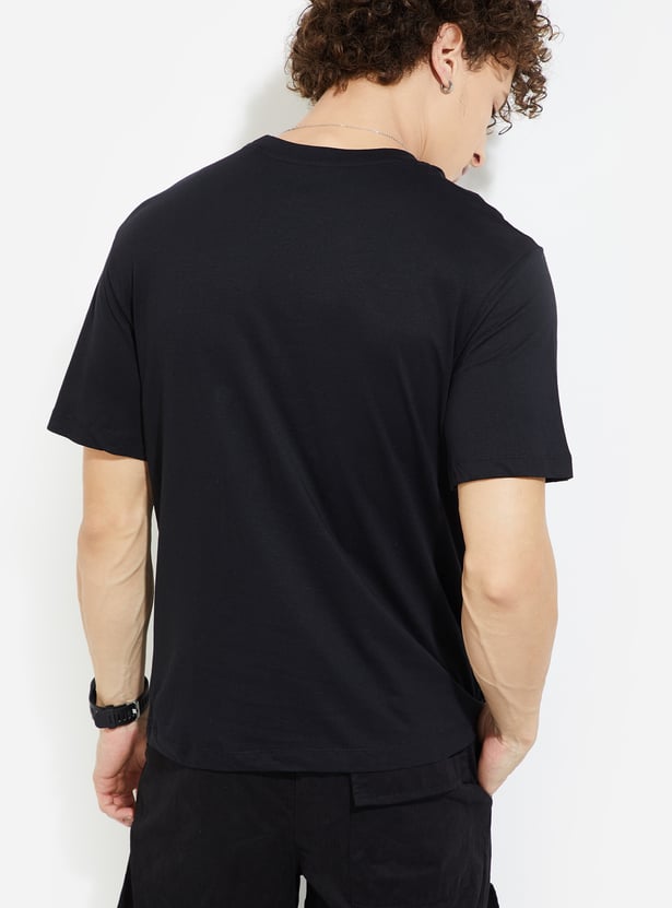 URB_N Men Typographic Print T-shirt