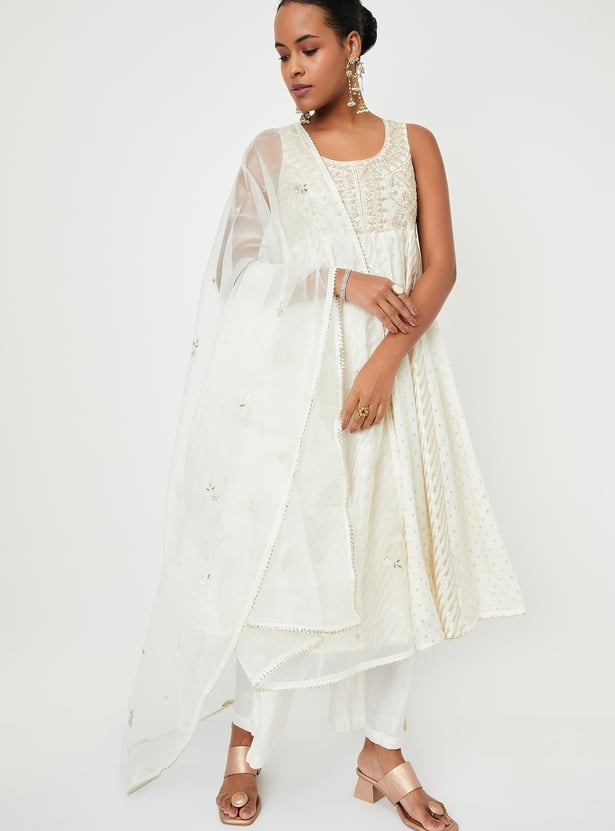 Kalki x Max Women Embroidered Flared Kurta Set