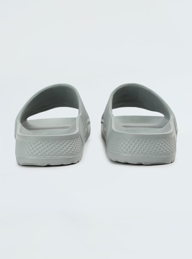 Men Textured Moulded Sliders