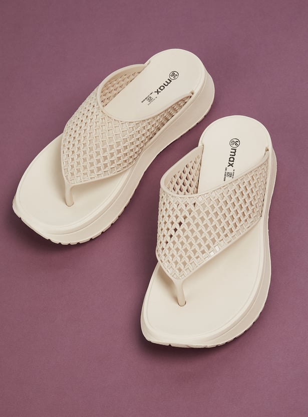 Women Textured Flip Flops