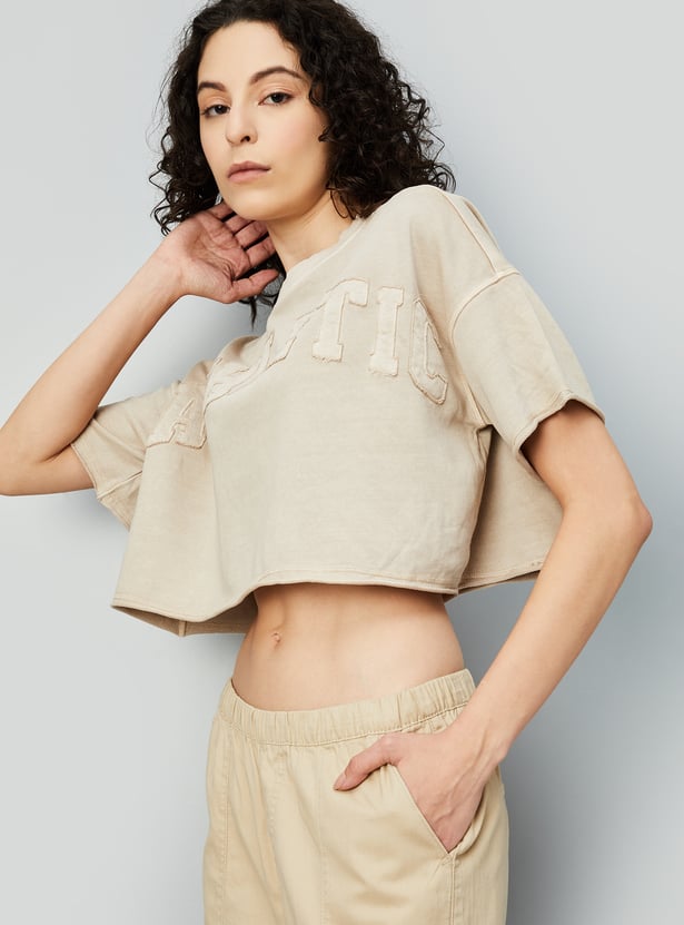 Women Embroidered Crop Boxy T-shirt