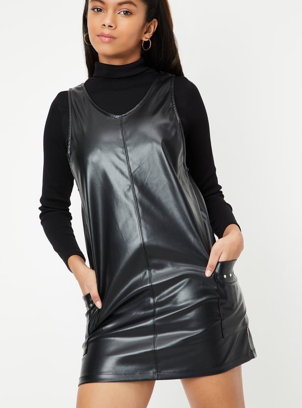 Girls Solid Pinafore Dress with T-shirt