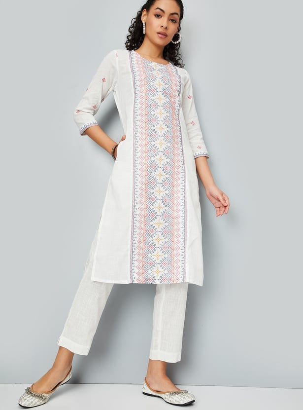 Women Embroidered Straight Kurta