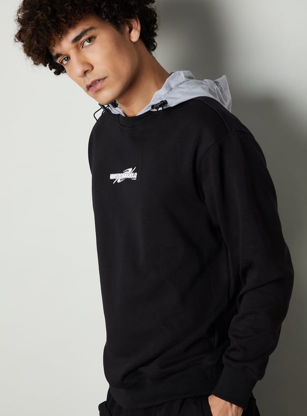 Men Contrast Hooded Sweatshirt