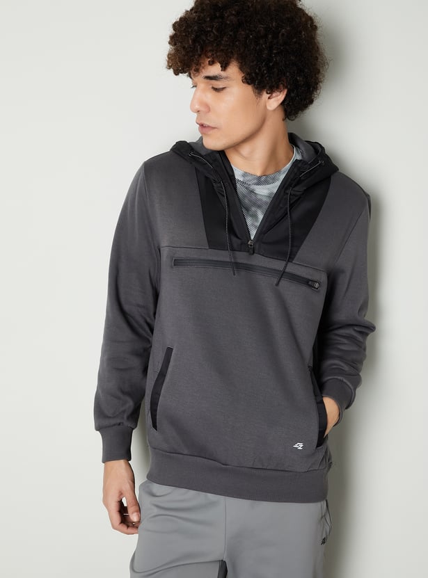 Men Colourblock Hooded Sweatshirt