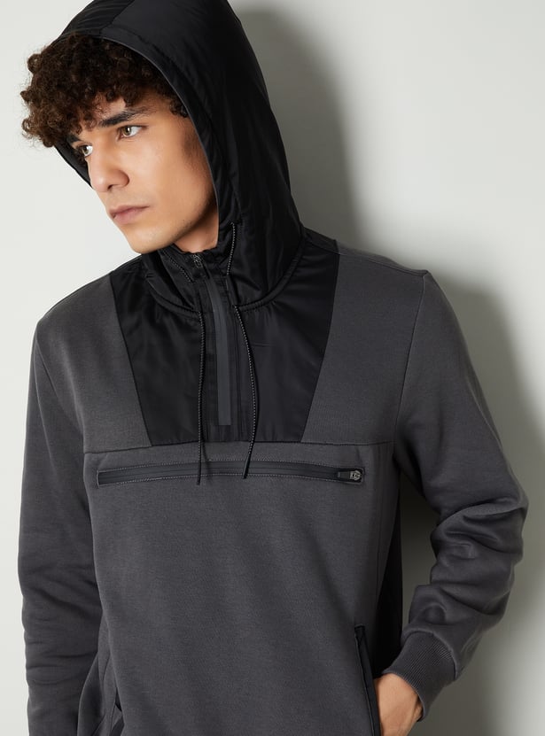 Men Colourblock Hooded Sweatshirt