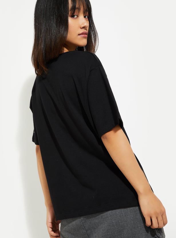 URB_N Women Relaxed Fit Typograpic Printed T-shirt