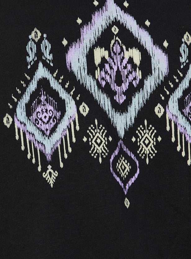 Women Ikat Printed T-shirt