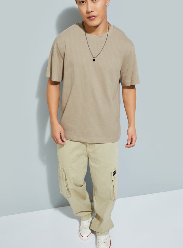 URB_N Men Textured T-shirt