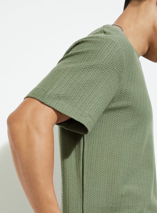 URB_N Men Oversized Textured T-shirt