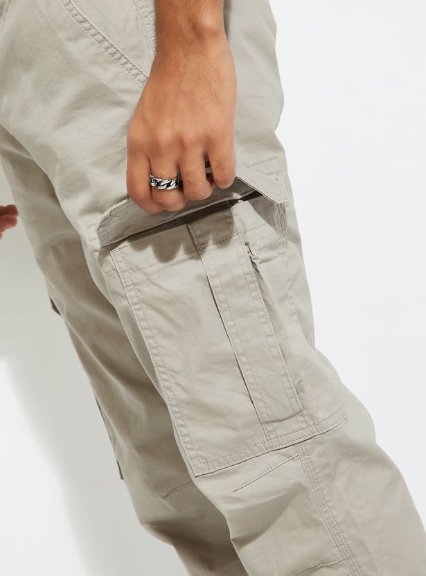 URB_N Men Relaxed Fit Solid Cargos