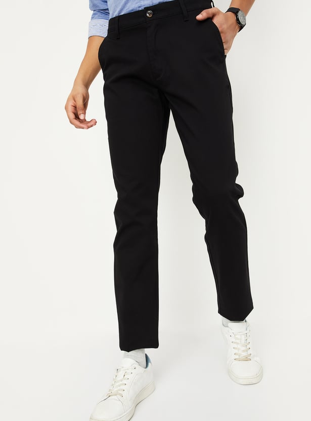 Men Solid Regular Fit Chinos