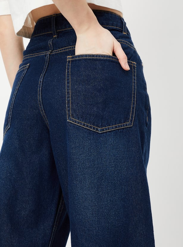 Women Straight Fit Washed Jeans