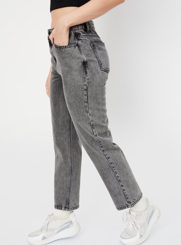 Women Mom Fit Washed Jeans