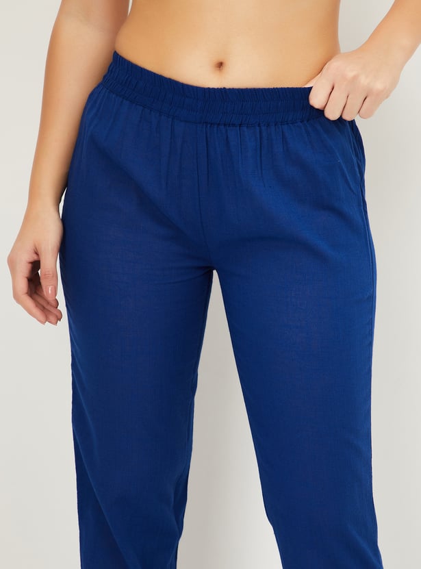 Women Embroidered Straight Kurta Set