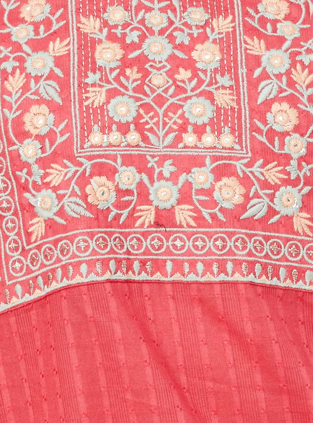 Women Embroidered Yoke Straight Kurta