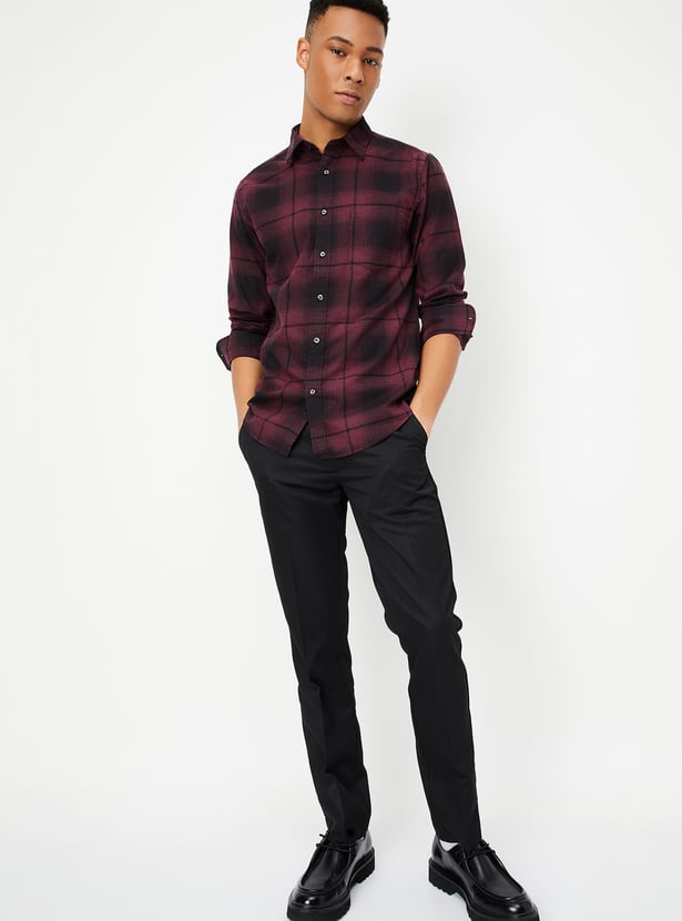 Men Slim Fit Checked Casual Shirt