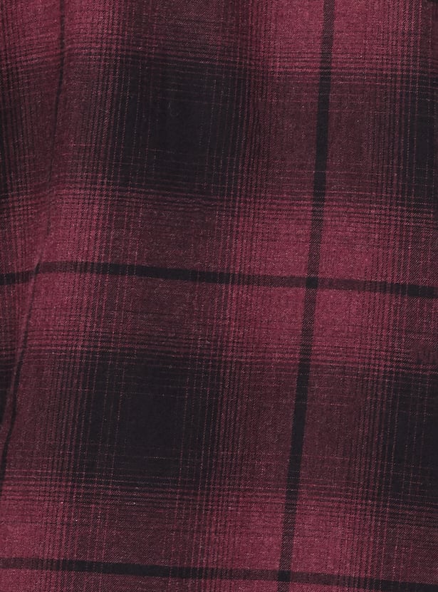 Men Slim Fit Checked Casual Shirt