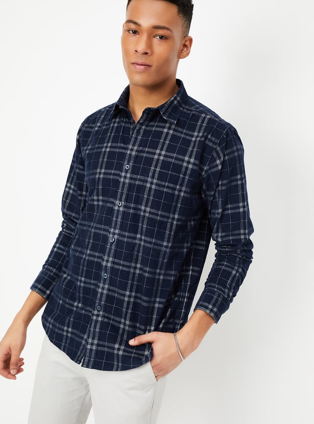 Men Checked Slim Fit Shirt