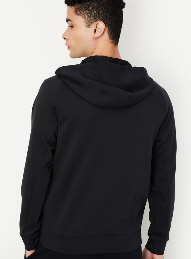 Men Solid Hooded Sweatshirt