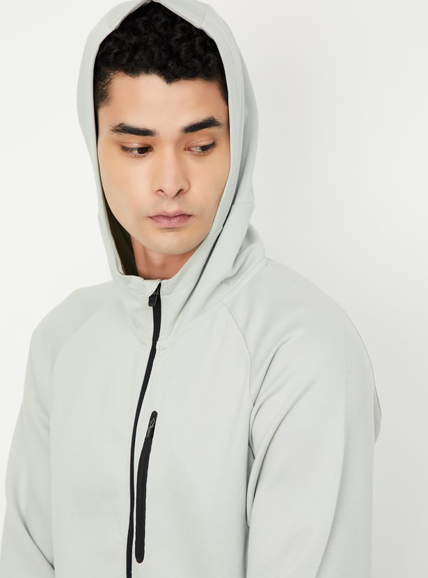 Men Solid Hooded Sweatshirt