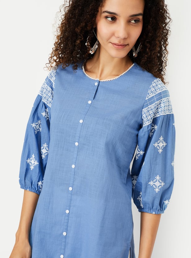 Women Embroidered Sleeve Straight Kurta
