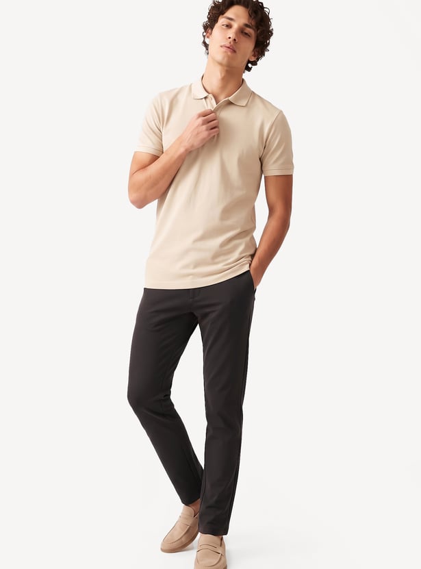 Men Solid Slim Fit Chinos
