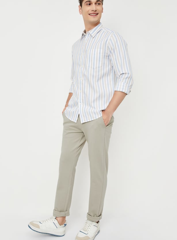 Men Solid Slim Fit Chinos