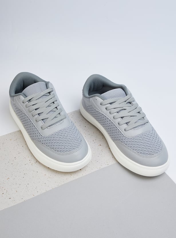 Men Mesh Lace Up Sneakers