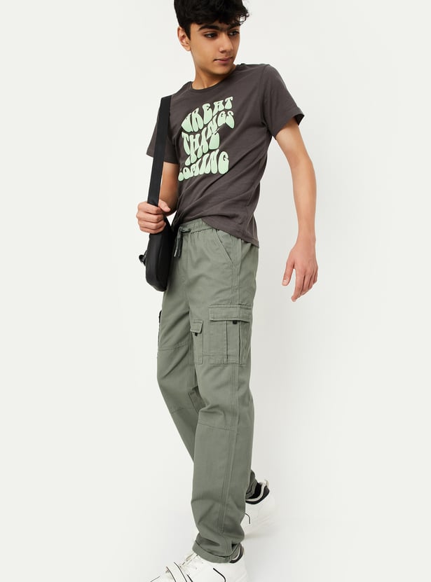 Boys Textured Loose Fit Cargo Trousers
