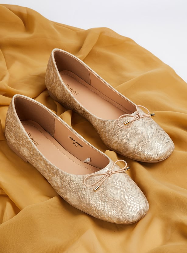 Women Animal Textured Ballerinas with Bow