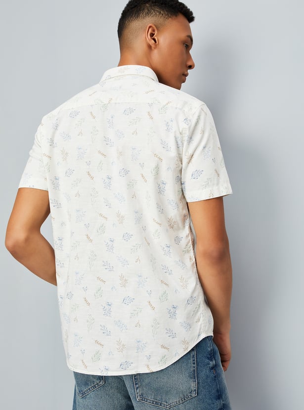 Men Printed Slim Fit Shirt
