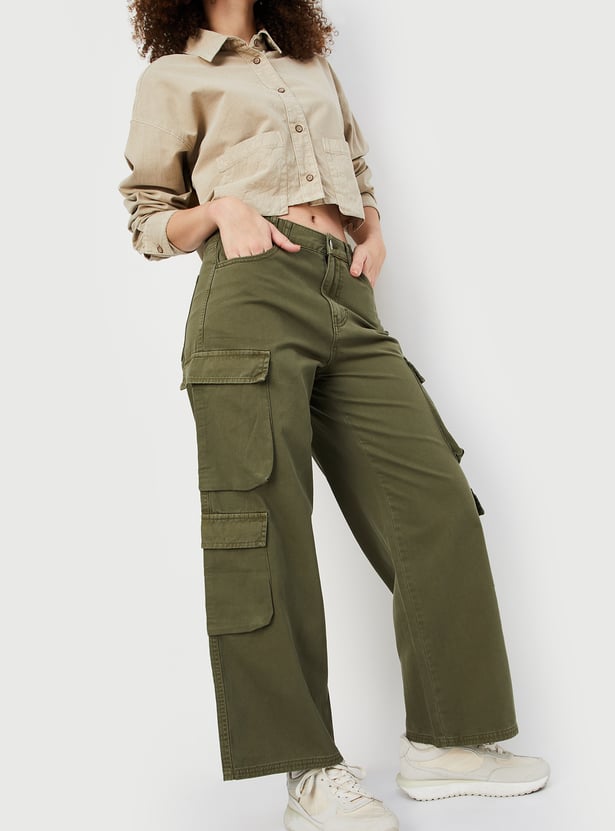 Women Solid Cargo Jeans