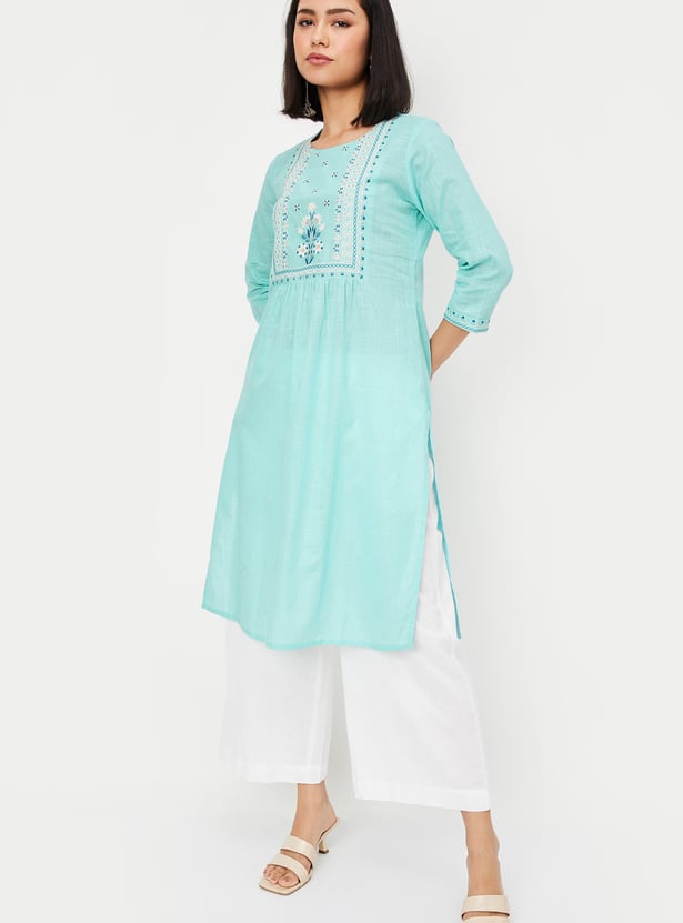 Women Embroidered Straight Kurta