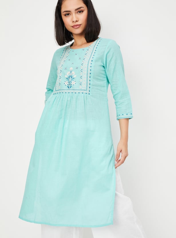 Women Embroidered Straight Kurta
