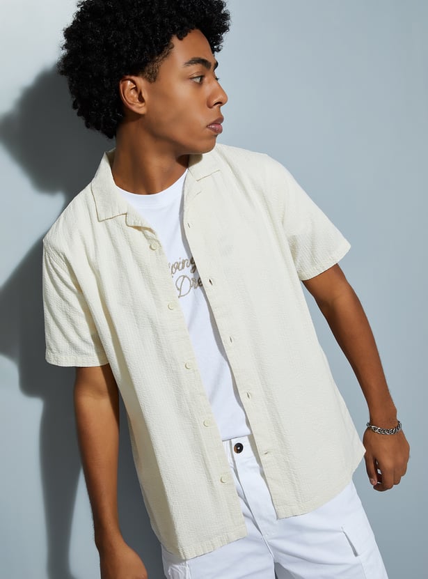 URB_N Men Textured Regular Fit Shirt