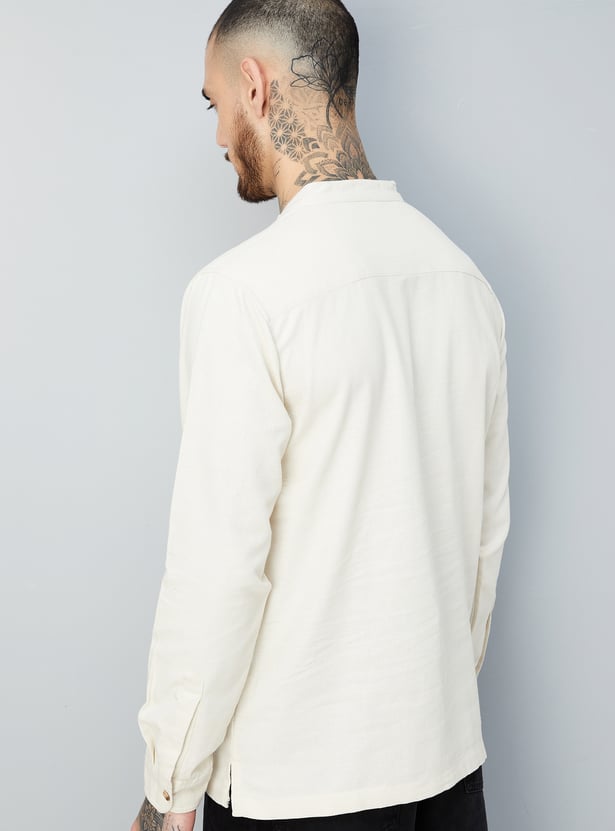 Men Pocket Embroidery Kurta