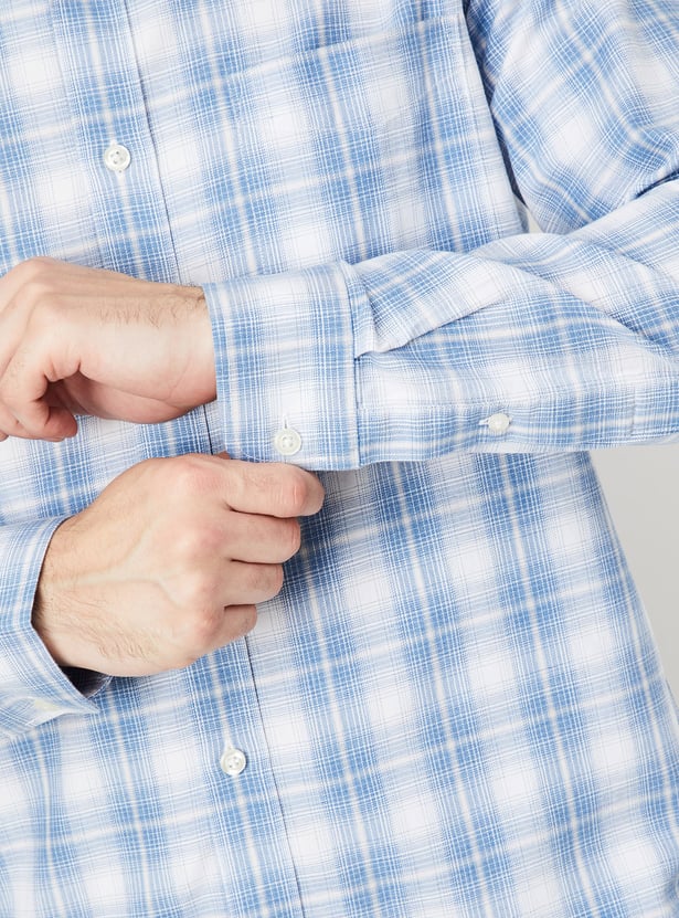 Men Checked Slim Fit Shirt