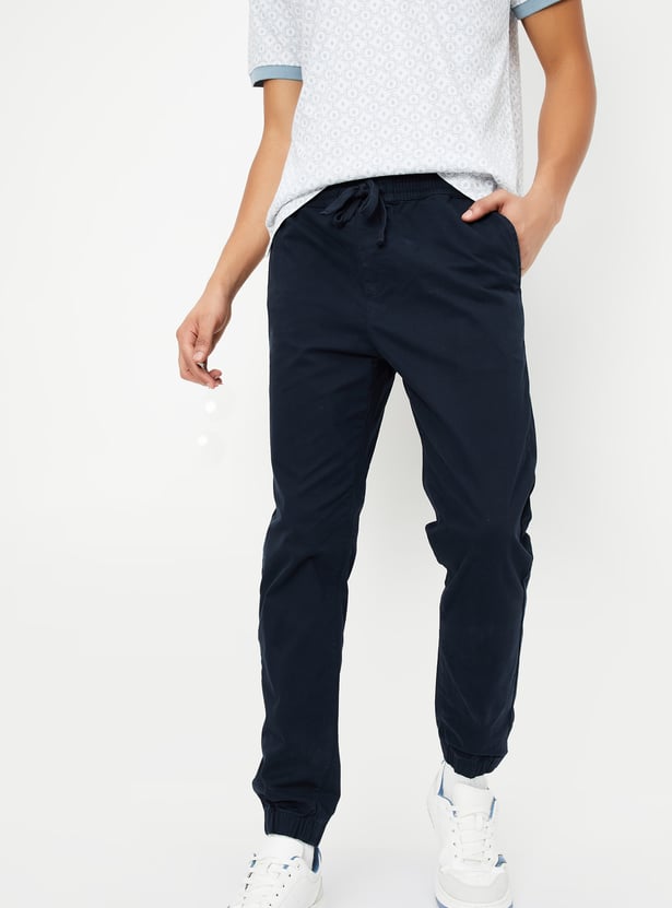 Men Solid Slim Fit Joggers
