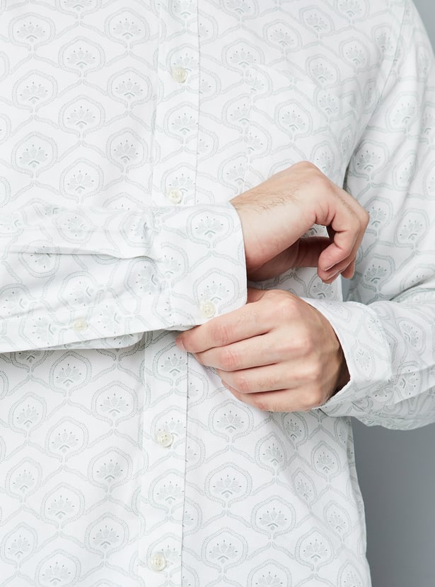 Men Printed Slim Fit Shirt