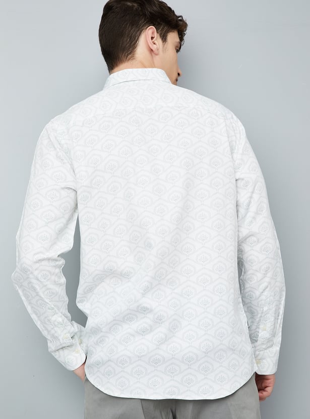 Men Printed Slim Fit Shirt