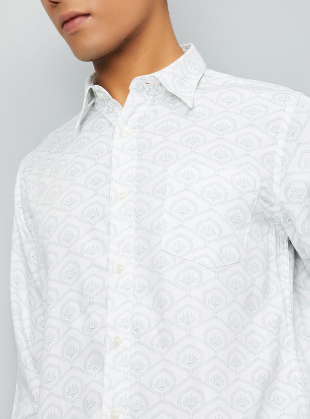 Men Printed Slim Fit Shirt