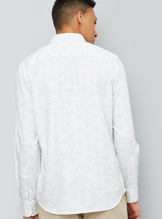 Men Printed Slim Fit Shirt