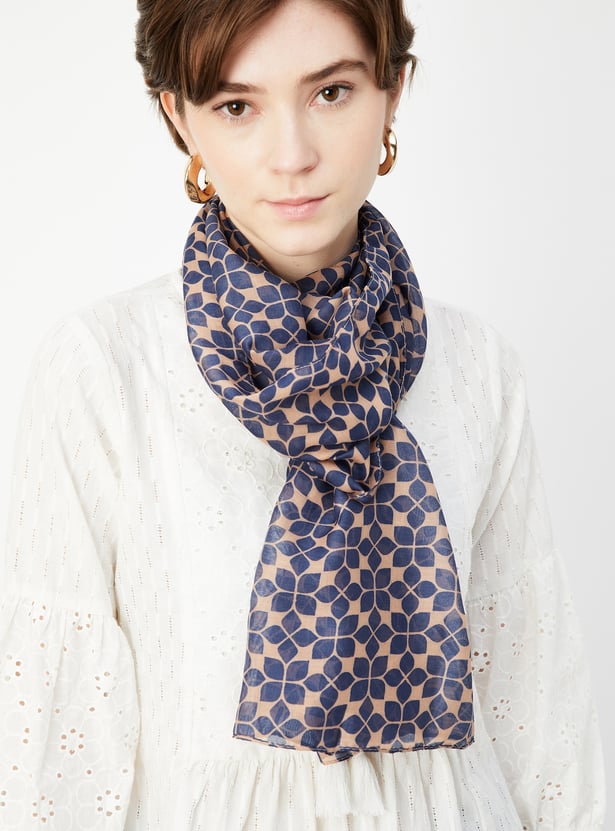 Women Printed Scarf with Tassels