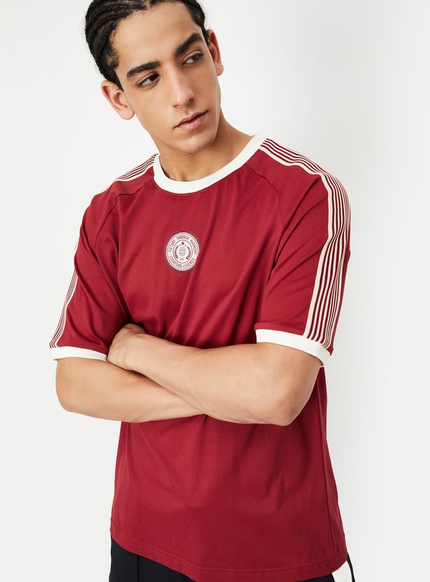 Men Shoulder Striped Oversized Sports T-shirt
