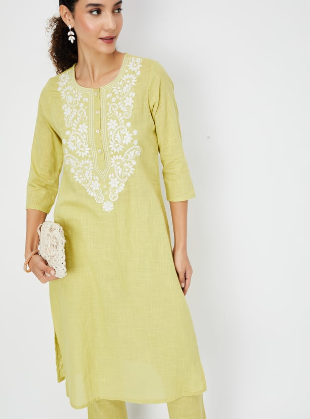 Women Embroidered Straight Kurta Set