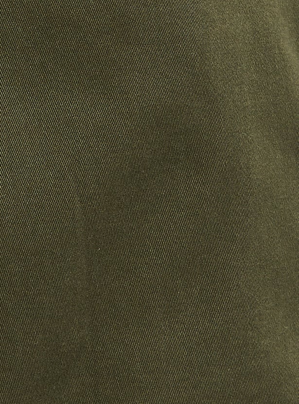 URB_N Men Textured Cargo Trousers