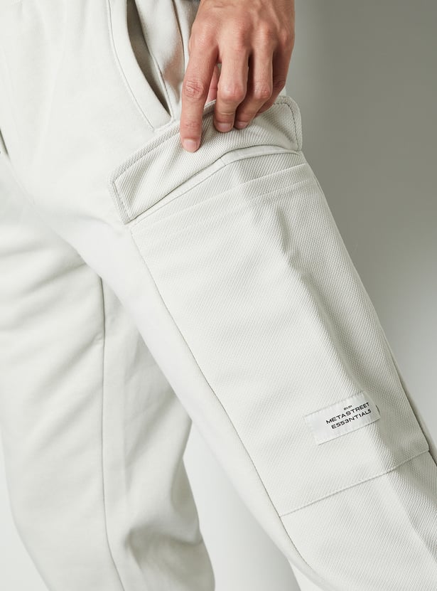 Men Solid Sports Cargo Joggers