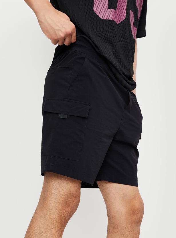 Men Solid Cargo Shorts