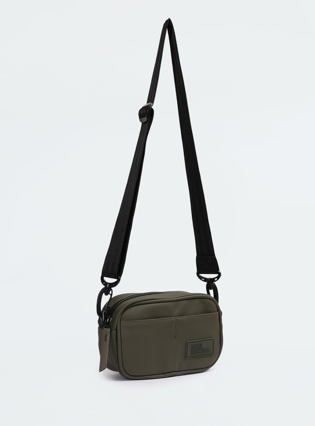 Men Solid Crossbody Bag